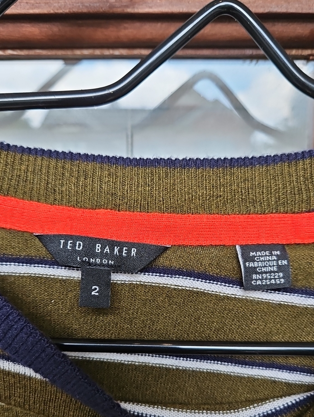 Ted Baker Men Size Small Green Striped Crewneck Sweater Navy Trim Silk Blend - Picture 3 of 6
